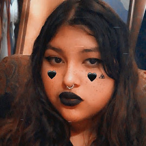 Meet your Posher, Stephany